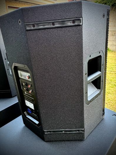 Electro Voice ETX 2 Subs 2 Full Range Audio Speakers