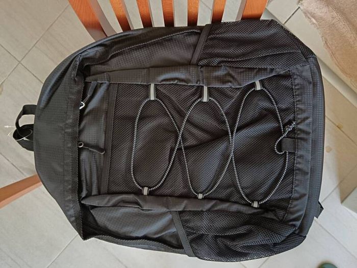 travel. school . pick. computer....bag New bags 5 euro each  .
