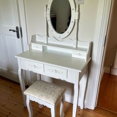 Vanity Unit with Lights