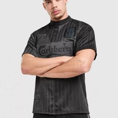Liverpool retro football jersey