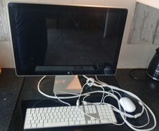 Apple computer