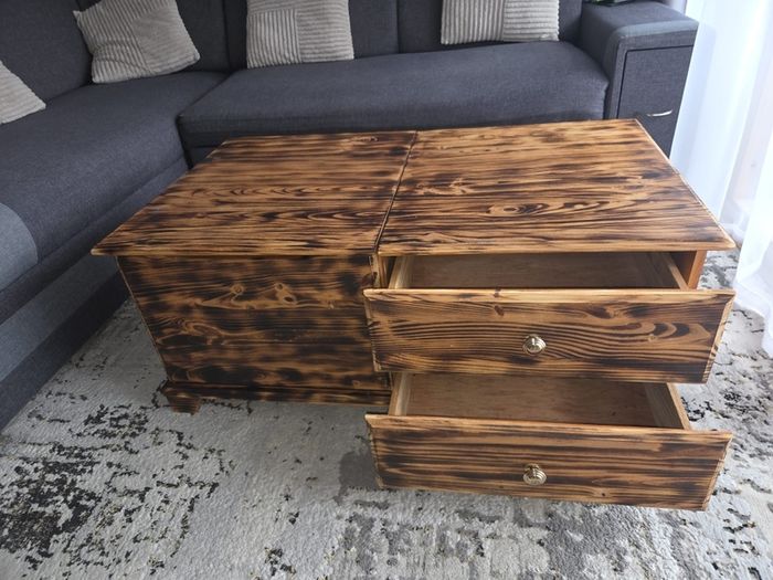 Coffe table with storage