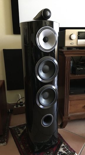 Stunning Iconic Like New Boxed Pristine Condition Bowers And Wilkins 804D3 Only Set in Ireland half the RRP