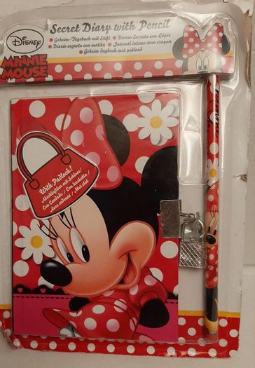 New Minnie mouse diary key and pencil