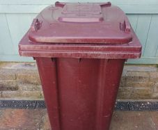 Wheelie bin