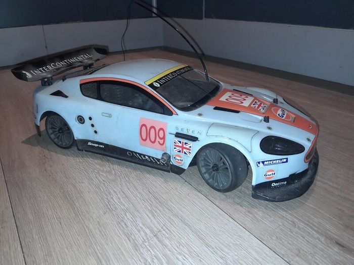 kyosho 1/10 scale nitro drift car