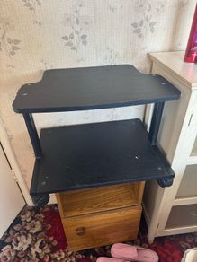 small tv / stereo stand