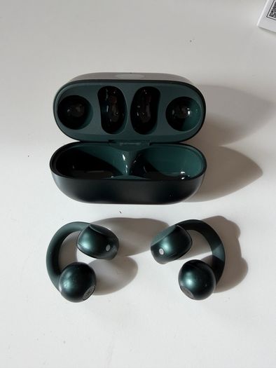 Motorola Moto Buds Loop - Bose Sound New