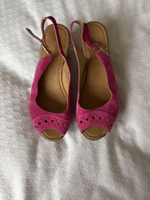 Clarks Wedge Sandals Size 5