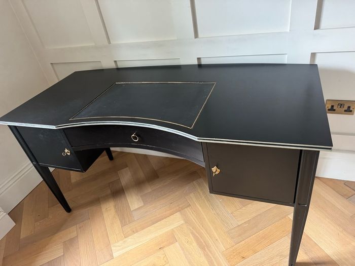 Beautiful Desk with Leather Inlay