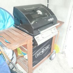 Gas barbecue