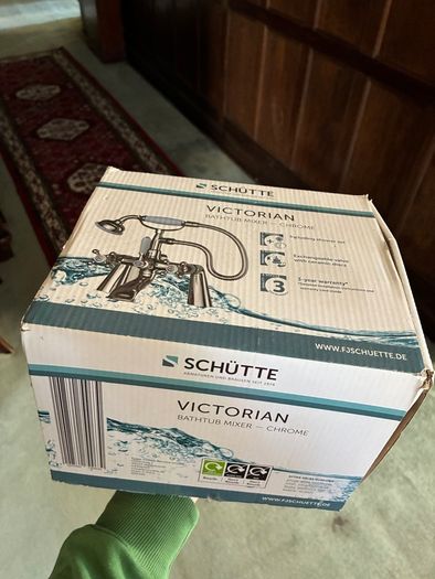 Victorian Bathtub tap & shower head