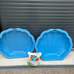 Maxi Shell Sand Box and Sand