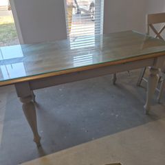 Extendable Kitchen Table and Chairs