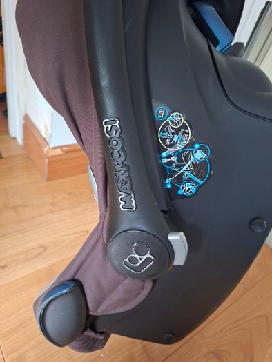 Maxi Cosi Cabriofix Infant Carseat