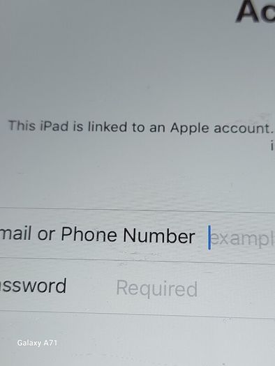 Apple Ipad Air 1st, 16GB, Space Grey, 89% Battery Life, Activation Lock, in excellent cosmetic condition