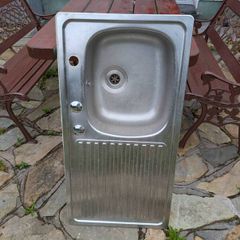 Kitchen sink