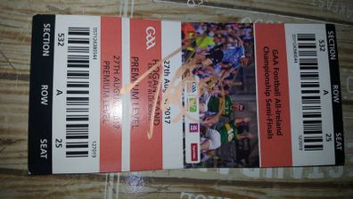Irish goalkeeper legend packie Bonner signed GAA ticket