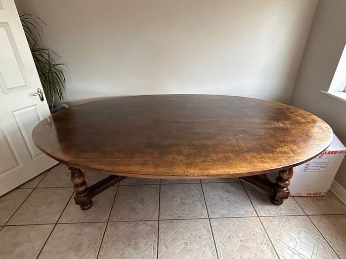 Large Solid Oak Dining Table & 12 Chairs