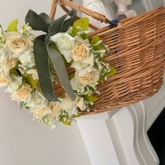 ShabbyChic Vintage Basket and Wreath