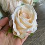 Artificial flowers Image 8
