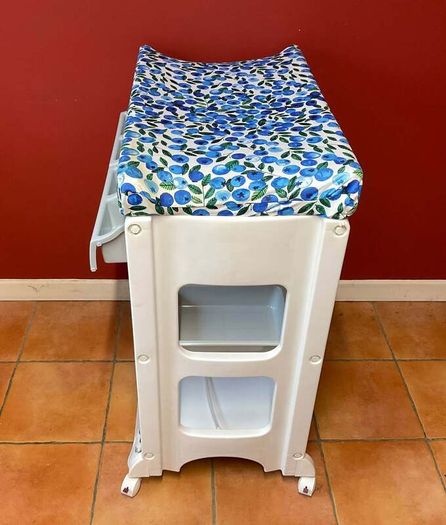 Babylo Baby Changing Table with Padded Mat & Storage