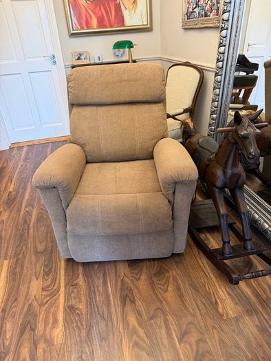 Riser Recliner Armchair great condition