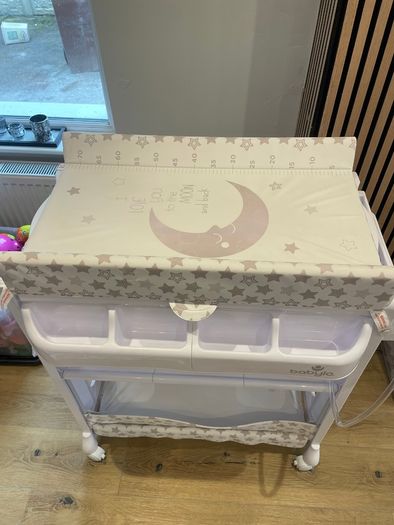 Babylo baby Change Table and bath combo
