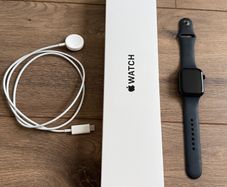 Apple Watch SE 2 44mm