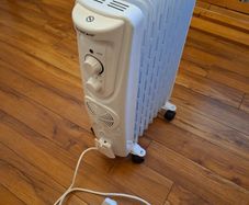 2500 Watt Portable Electric Radiator / Air Blower
