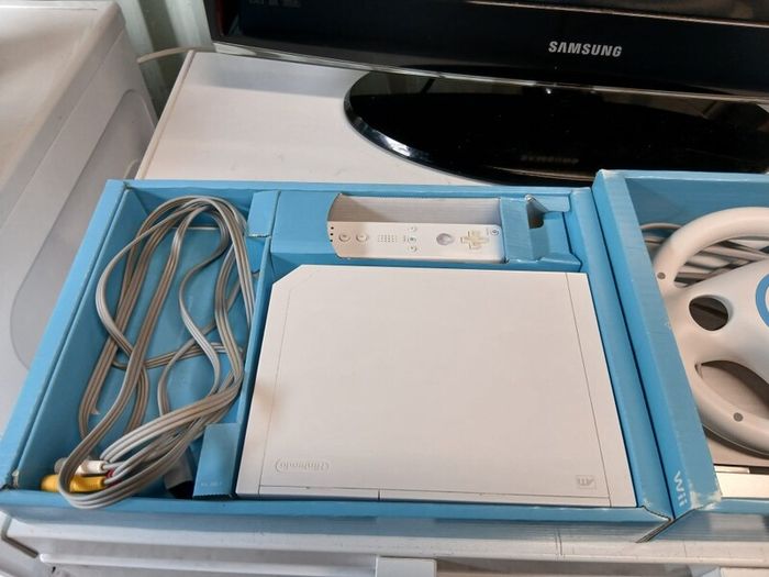 Boxed Nintendo Wii Mario Kart Pack