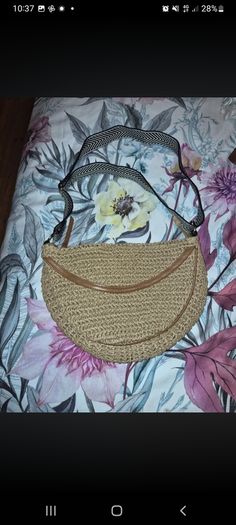 ladies handbags  5eur each