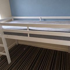 single cabin bed