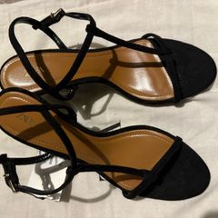 Zara Shoes New size 5