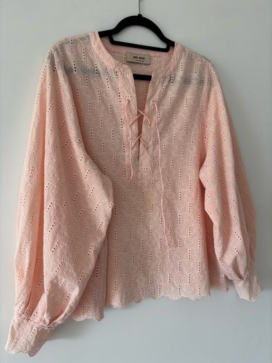 Mos Mosh Yen Anglaise Tie Top