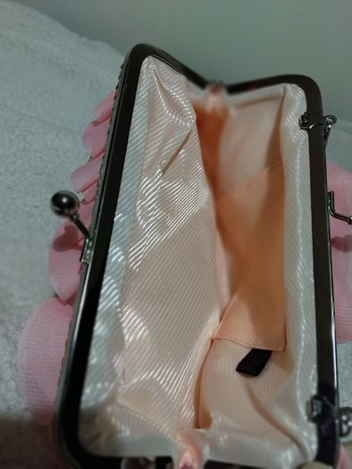 Beautiful Fashion Handbag New