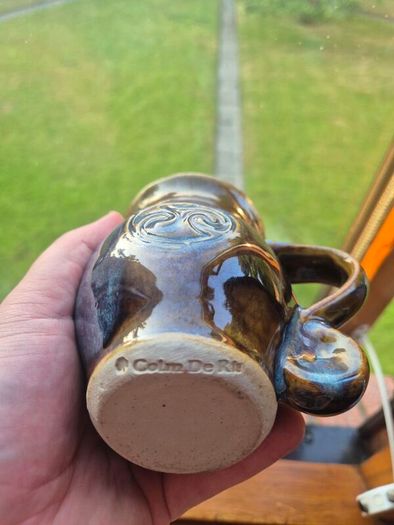 Colm De Ris Teapot and Mug set.