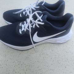 Mens runners
