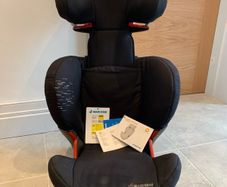 Maxi Cosi Rodifix Air Protect child high back car seat