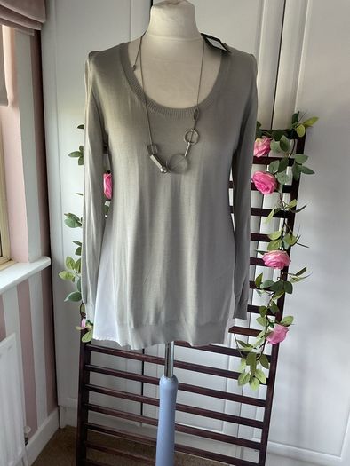 jumper Bnwt peruzzi jumper size 38 grey jumper with chiffon detail