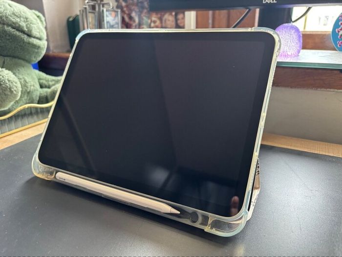 iPad (A16, 2025 11-inch Wi-Fi 126gb & Apple Pencil