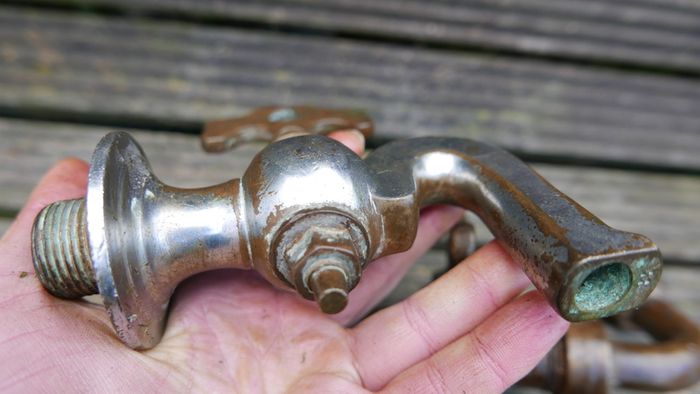Antique Brass Barrel Taps