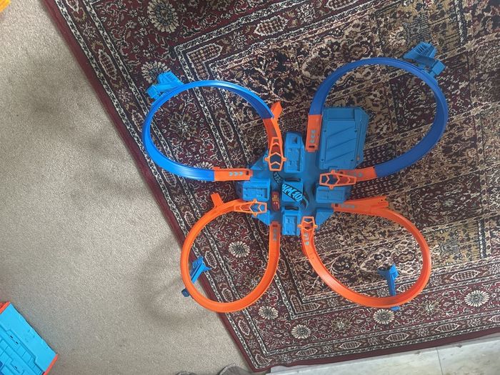 Hot Wheels Action Criss Cross Crash Playset