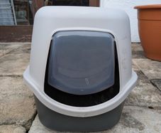 Cat Litter Box