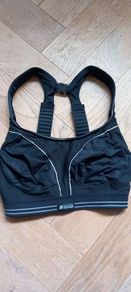 Shock Absorber Sports Bra 32D