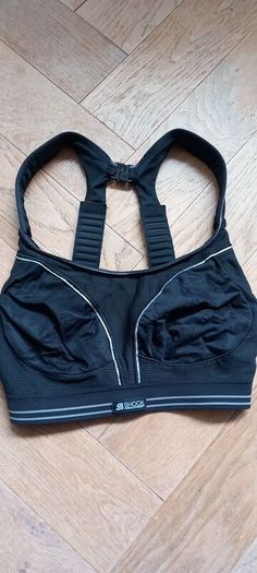 Shock Absorber Sports Bra 32D