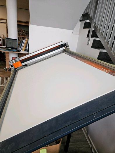 Computerised mount cutter