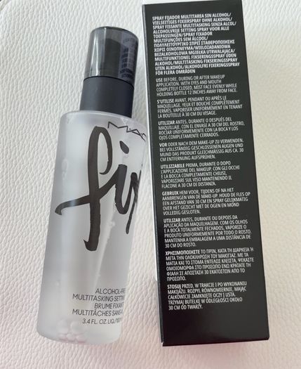 MAC fix+ alcohol free multi tasking setting spray 100ml