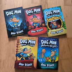 5 Dog Man books each for 3 euro all for 11