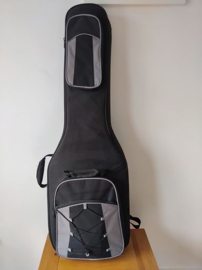 Yamaha Pacifica electric guitar, amp, case and cables